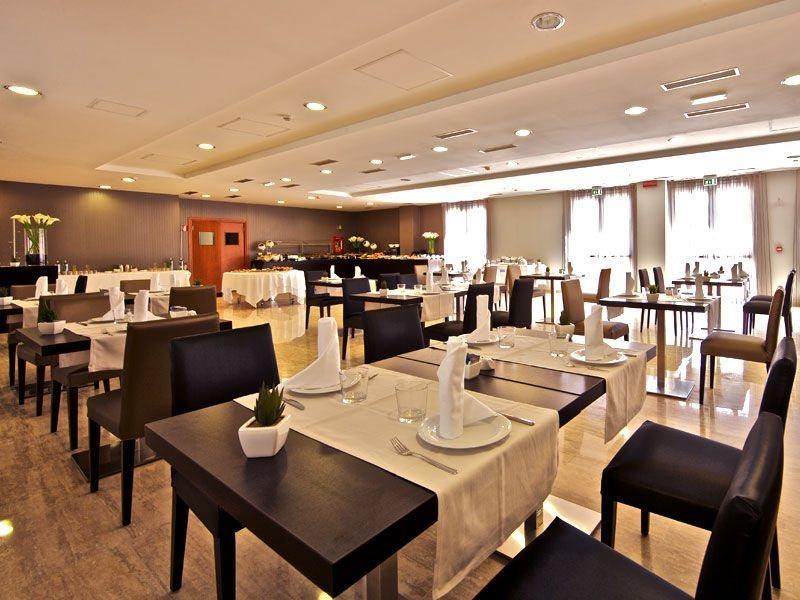 Hotel Eurostars Roma Aeterna Restaurante foto